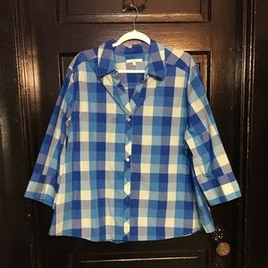 22W Blue Checkered Button Down Shirt